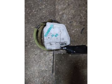 Замок двері задн. прав. MAZDA 3 BL 09-13
