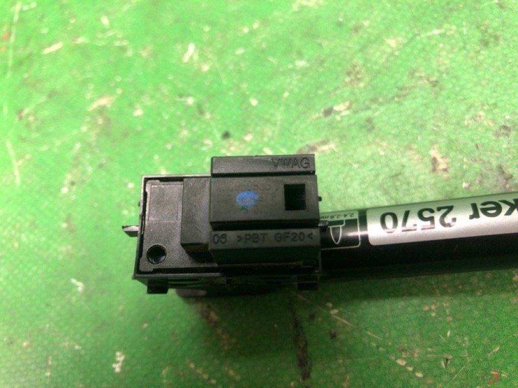 5G0 959 855 M | Кнопка склопідіймача VOLKSWAGEN JETTA USA 18- - Фото 3