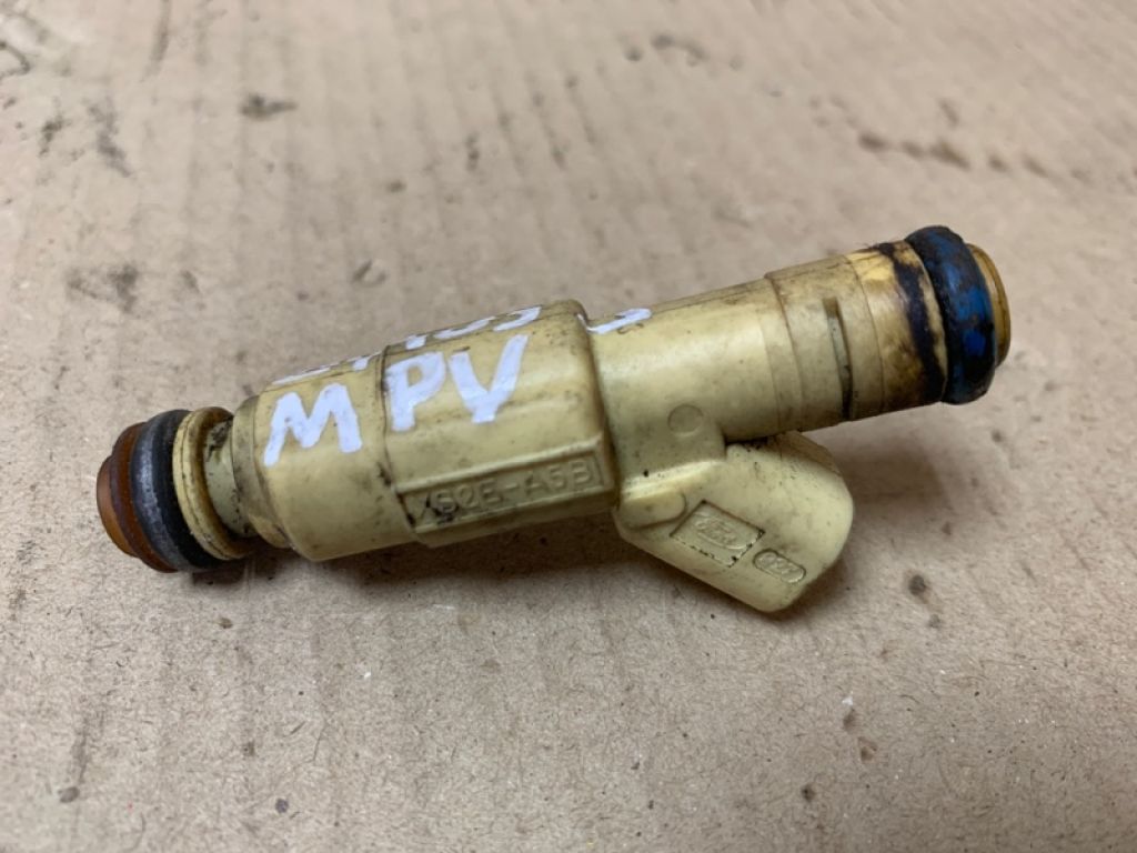 GY01-13-250A | Форсунка топливная MAZDA MPV 99-06 - Фото 2