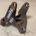 LC62-39-010B | Кронштейн двигателя MAZDA MPV 99-06