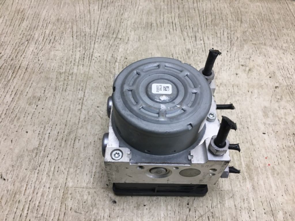 F1FZ-2C405-D | Блок антиблокувальної системи FORD FOCUS 10-18