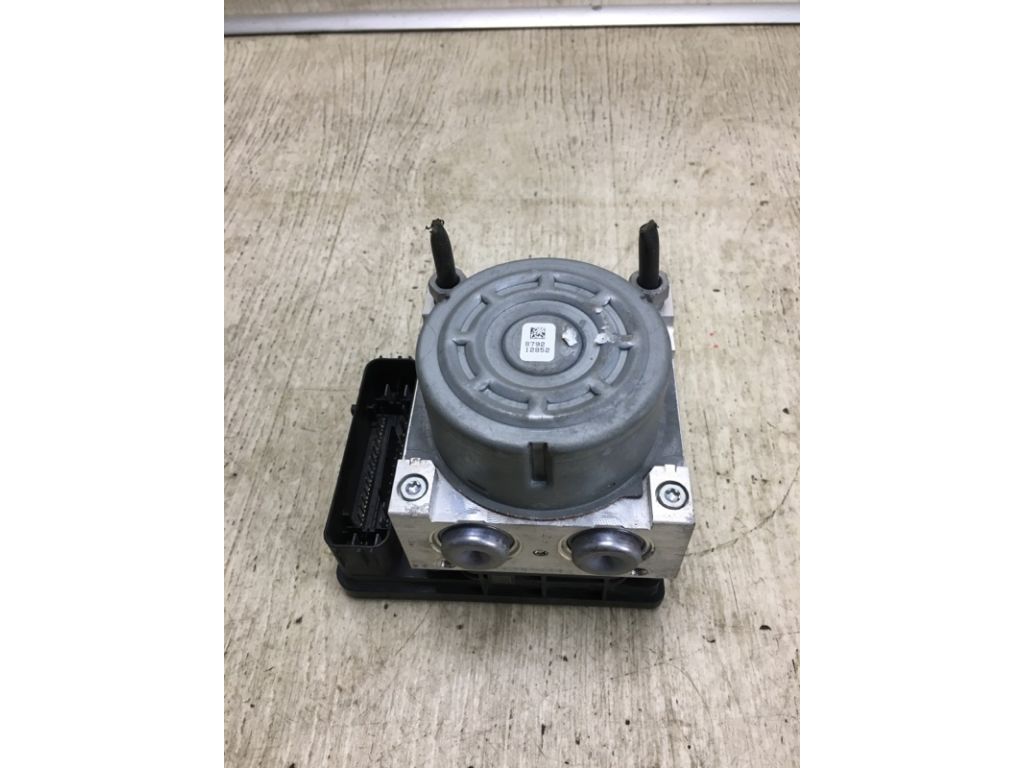 F1FZ-2C405-D | Блок антиблокувальної системи FORD FOCUS 10-18 - Фото 4