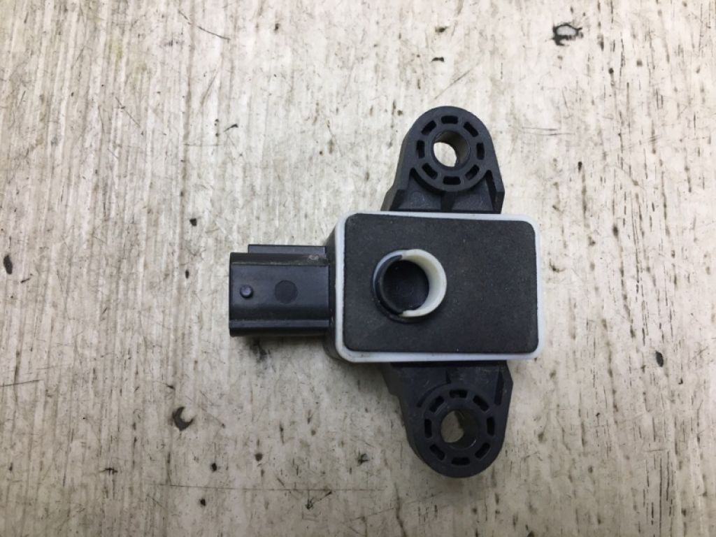 95920-A3000 | Датчик удара KIA FORTE YD 12-