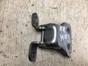 Петля двери нижняя передн. прав. TOYOTA CAMRY 30 02-06