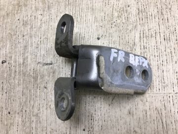 Петля двері верхня передн. прав. TOYOTA CAMRY 30 02-06