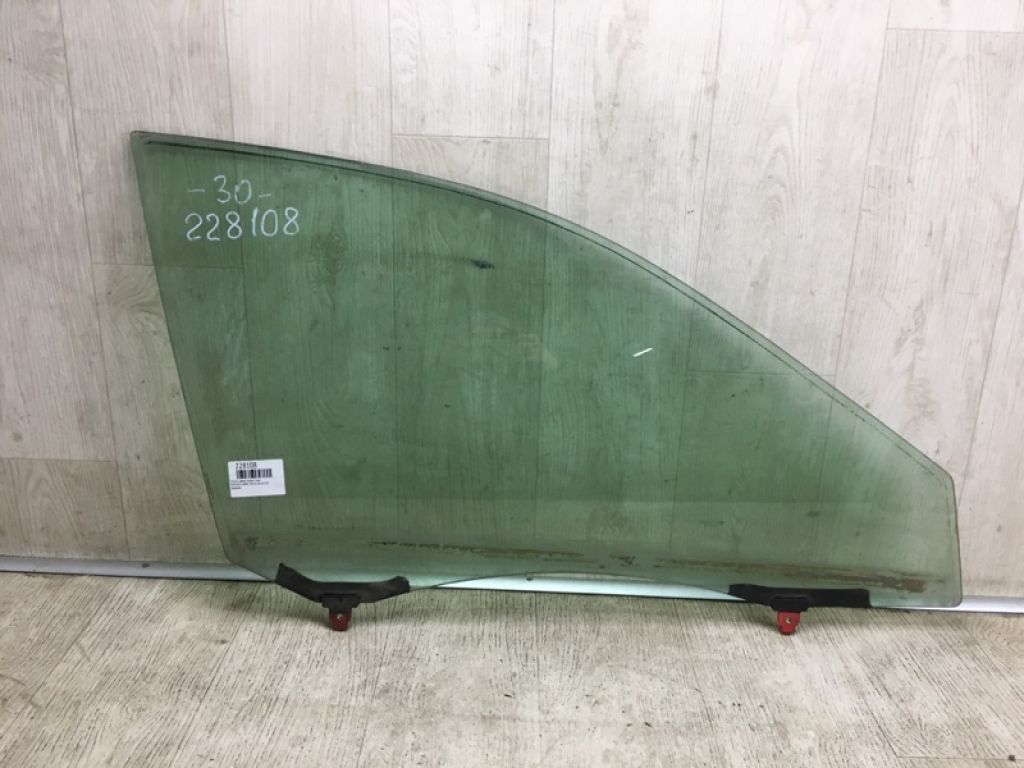 68101-AA030 | Скло дверей передн. прав. TOYOTA CAMRY 30 02-06