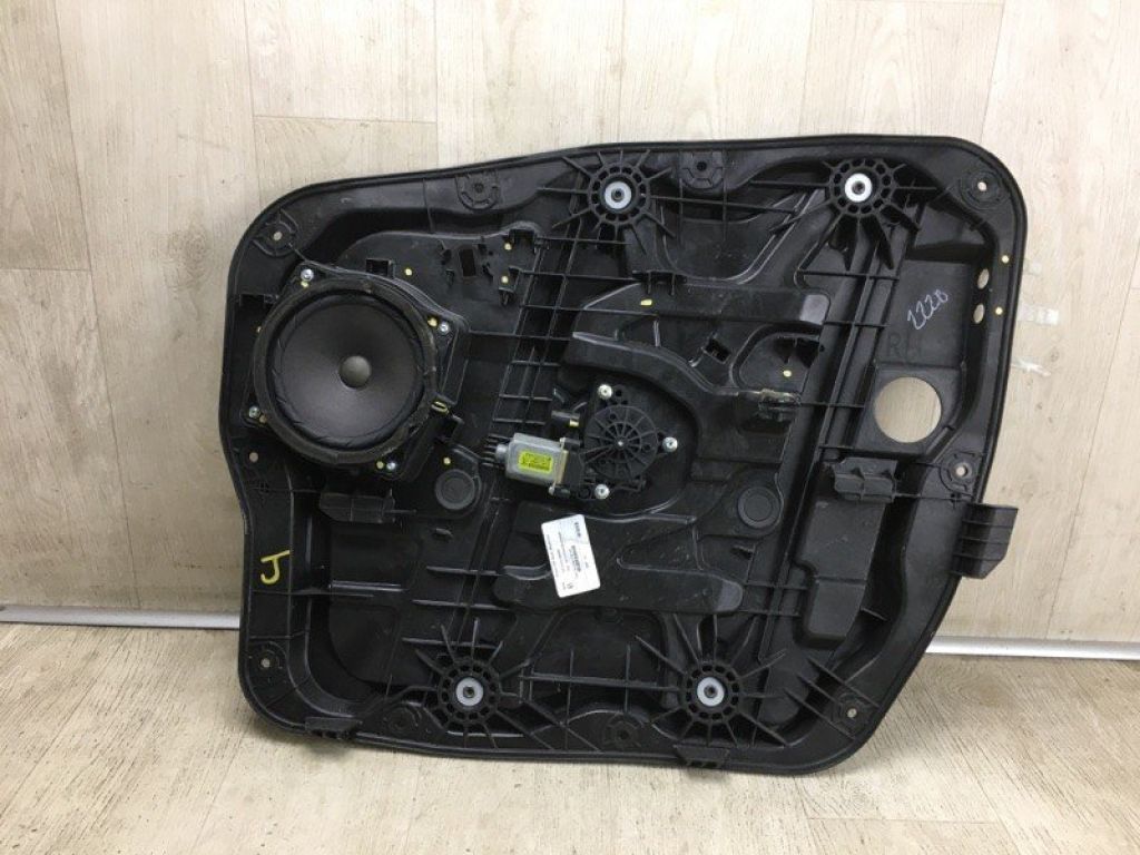 82481-2W010 | Стеклоподъемник передн. прав. HYUNDAI SANTA FE (DM) 12-18