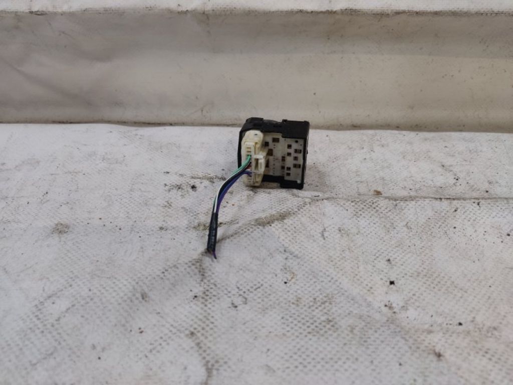 84872-02060 | Блок управления зеркалами TOYOTA CAMRY 50 12-15 - Фото 2