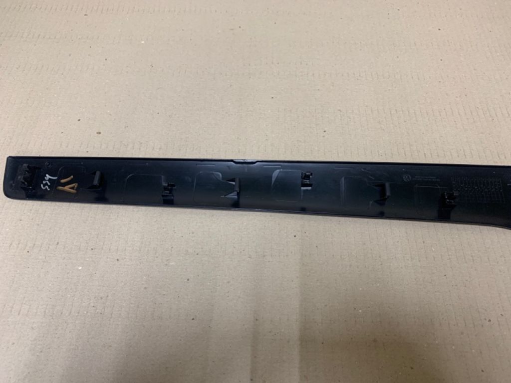 561 857 212 D | Накладка торпедо під магнітолу VOLKSWAGEN PASSAT B7 11-15 - Фото 8