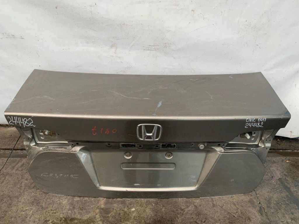 68500-SNE-A90ZZ | Крышка багажника HONDA CIVIC 4D 06-11 - Фото 2