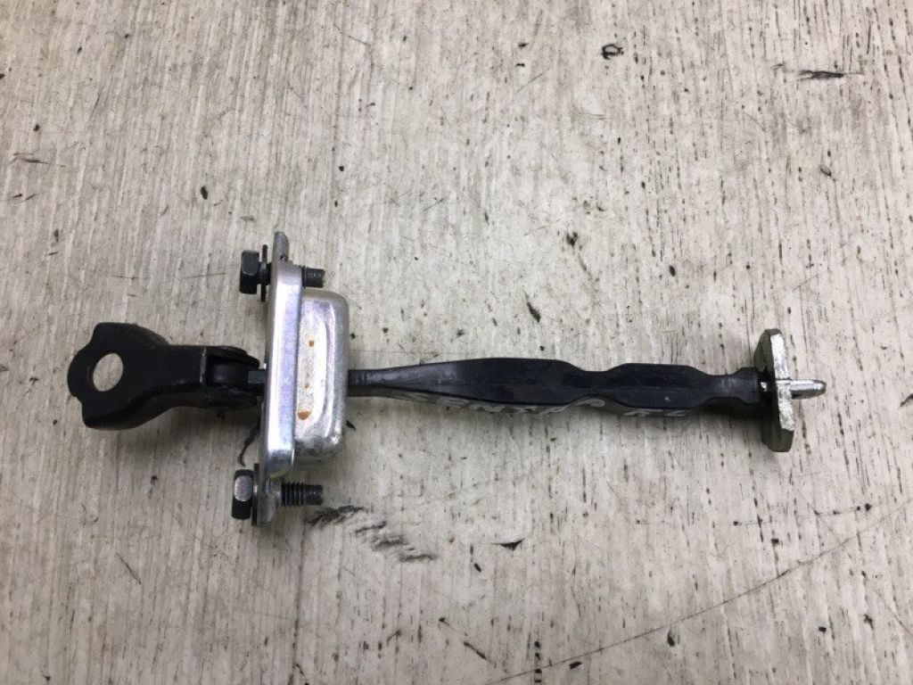 80430-3RA0A | Ограничитель двери передн. лев. NISSAN SENTRA B17 12-21