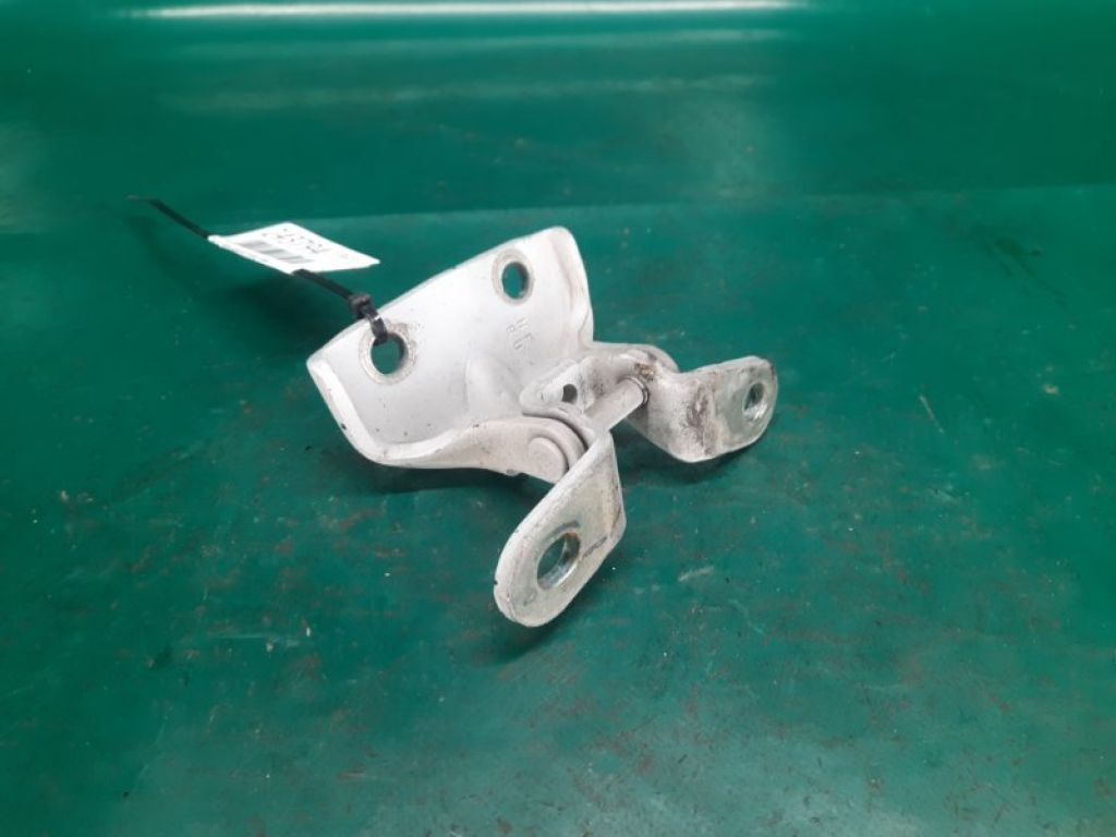 79420-3K000 | Петля двери нижняя передн. прав. HYUNDAI ELANTRA MD 10-15