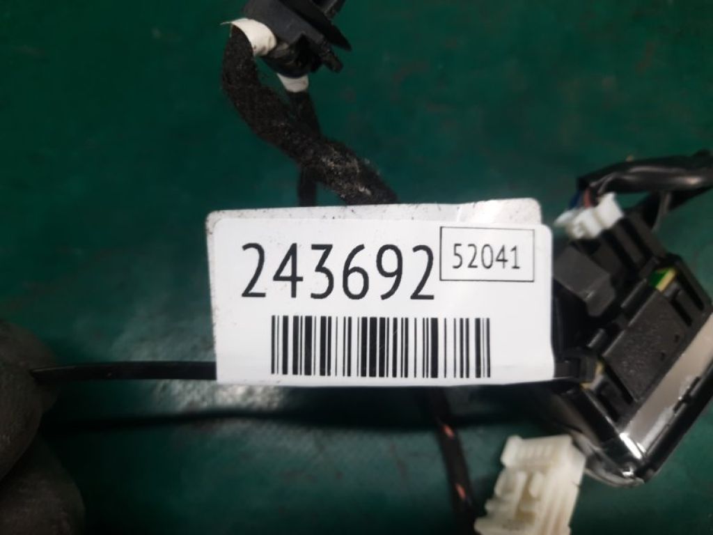 25411-5DA0A | Кнопка стеклоподъемника задн. лев. INFINITI QX30 16-20 - Фото 2