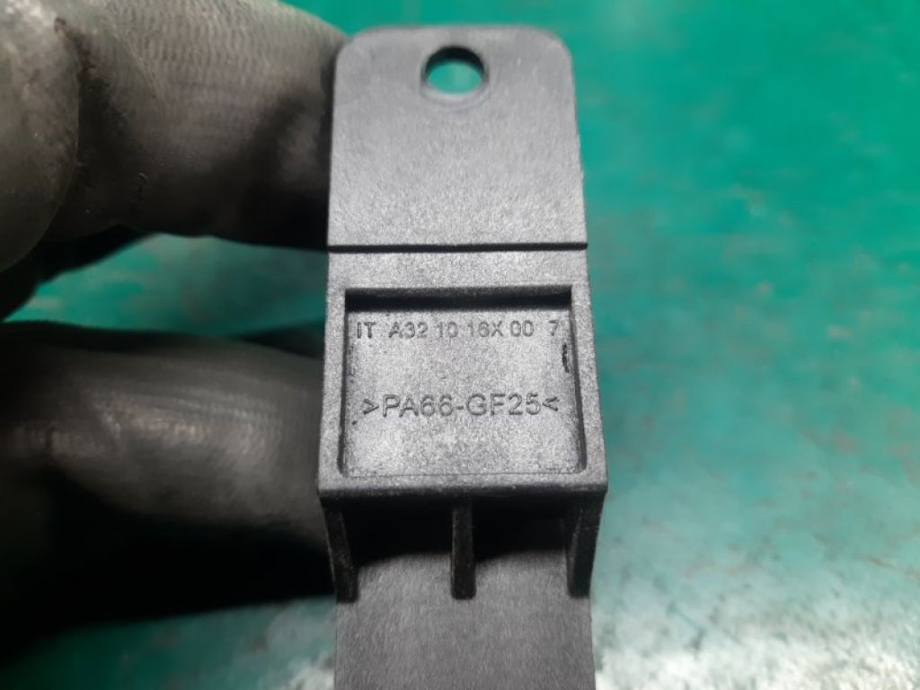 5026444AA | Антена задн. прав. JEEP GRAND CHEROKEE 11-22 - Фото 4