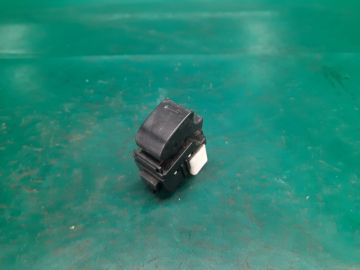 Кнопка стеклоподъемника передн. прав. TOYOTA CAMRY 30 02-06