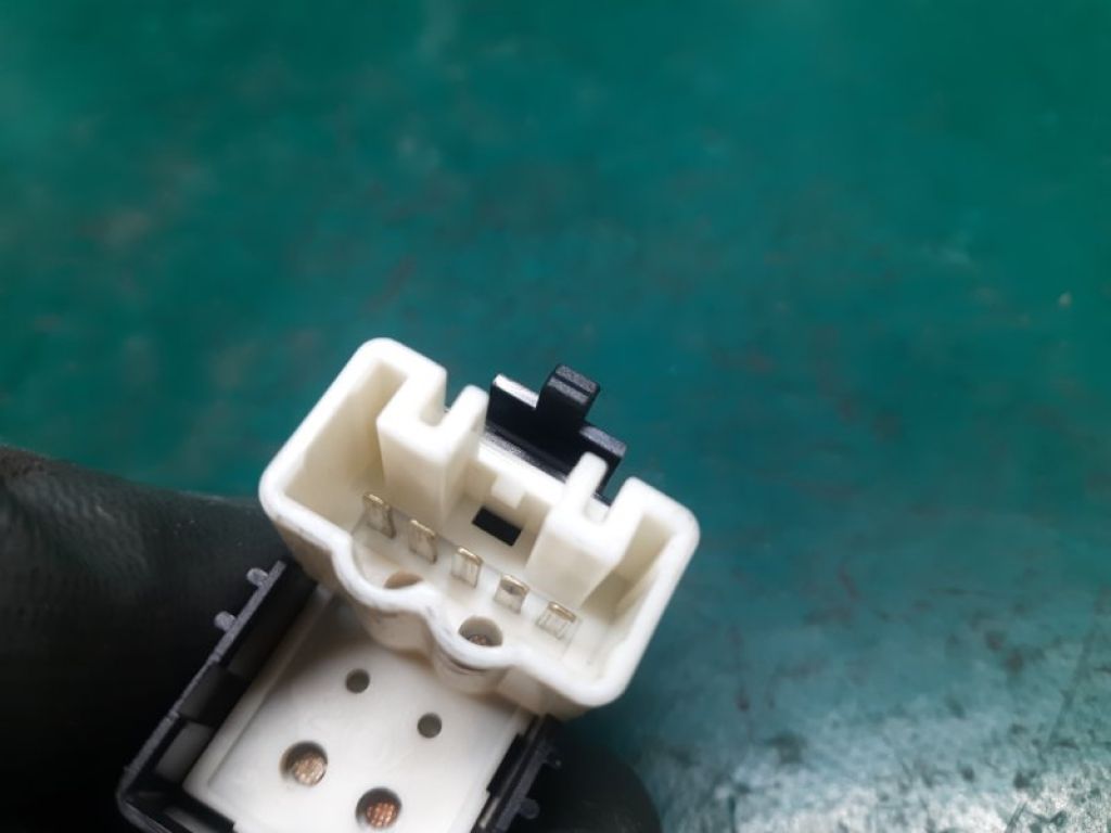 84810-08010 | Кнопка стеклоподъемника передн. прав. TOYOTA CAMRY 30 02-06 - Фото 5