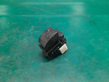 Кнопка склопідіймача задн. прав. TOYOTA CAMRY 30 02-06
