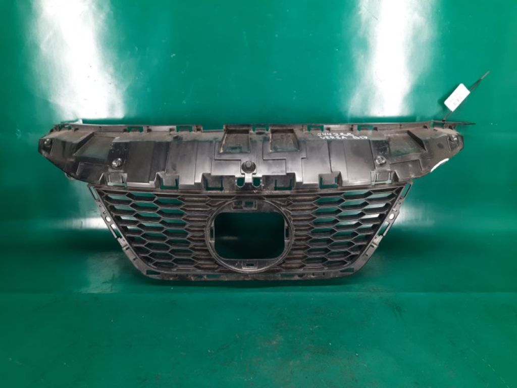 62310-5EF1A | Решетка радиатора NISSAN VERSA 19-