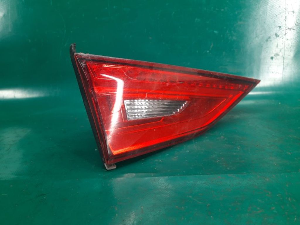 8V5 945 093 C | Ліхтар внутрішній лів. AUDI A3 (8V) 12–17 - Фото 3