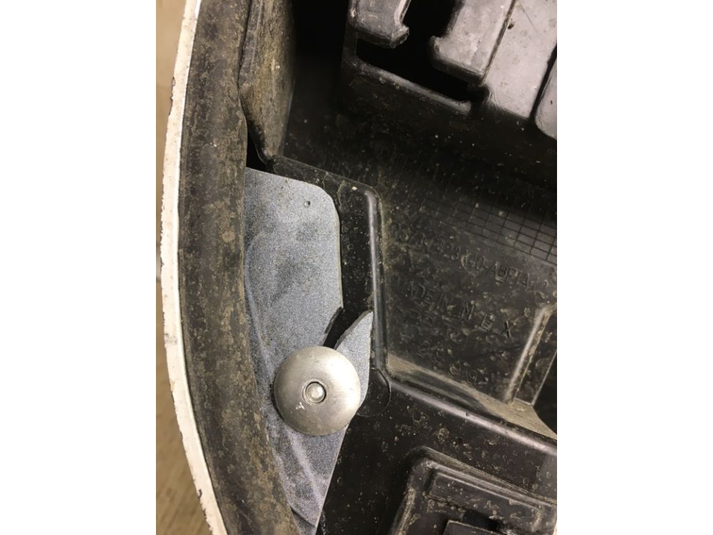 DS7Z-54423A42-A | Накладка крышки багажника FORD FUSION 14- - Фото 12