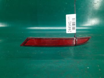 катафот R правий VOLKSWAGEN PASSAT B8 14-