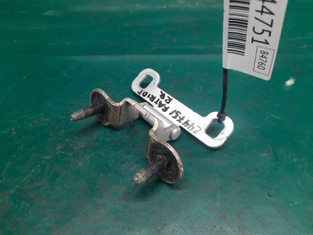 5116483AB | Петля кришки багажника прав. JEEP PATRIOT 10-17 - Фото 4