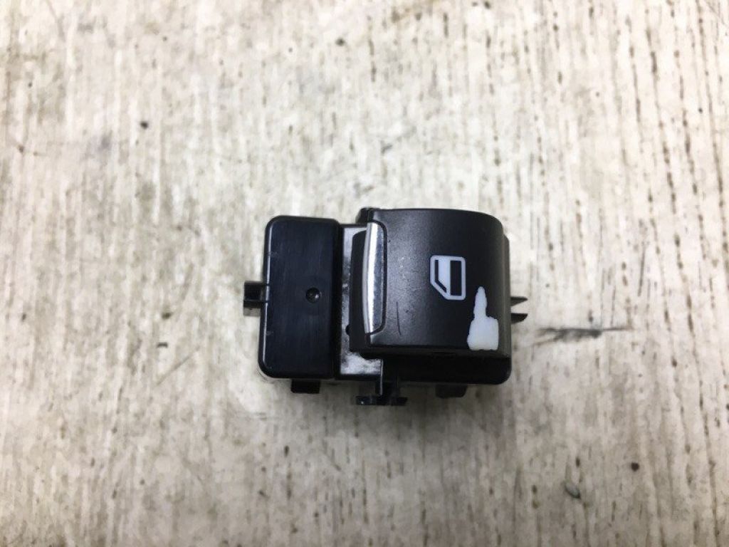 DG9Z-14529-AB | Кнопка стеклоподъемника задн. FORD FUSION 14-