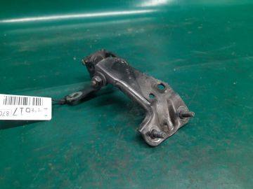 Петля крышки багажника лев. JEEP GRAND CHEROKEE 11-22