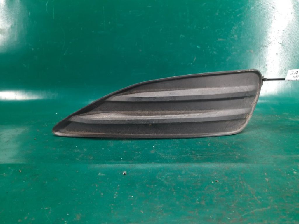 52128-02260 | Накладка бампера передн. лев. TOYOTA MATRIX 08-14