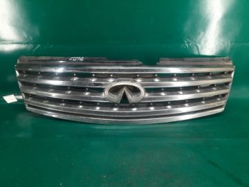 Решетка радиатора INFINITI M35/M45 04-10