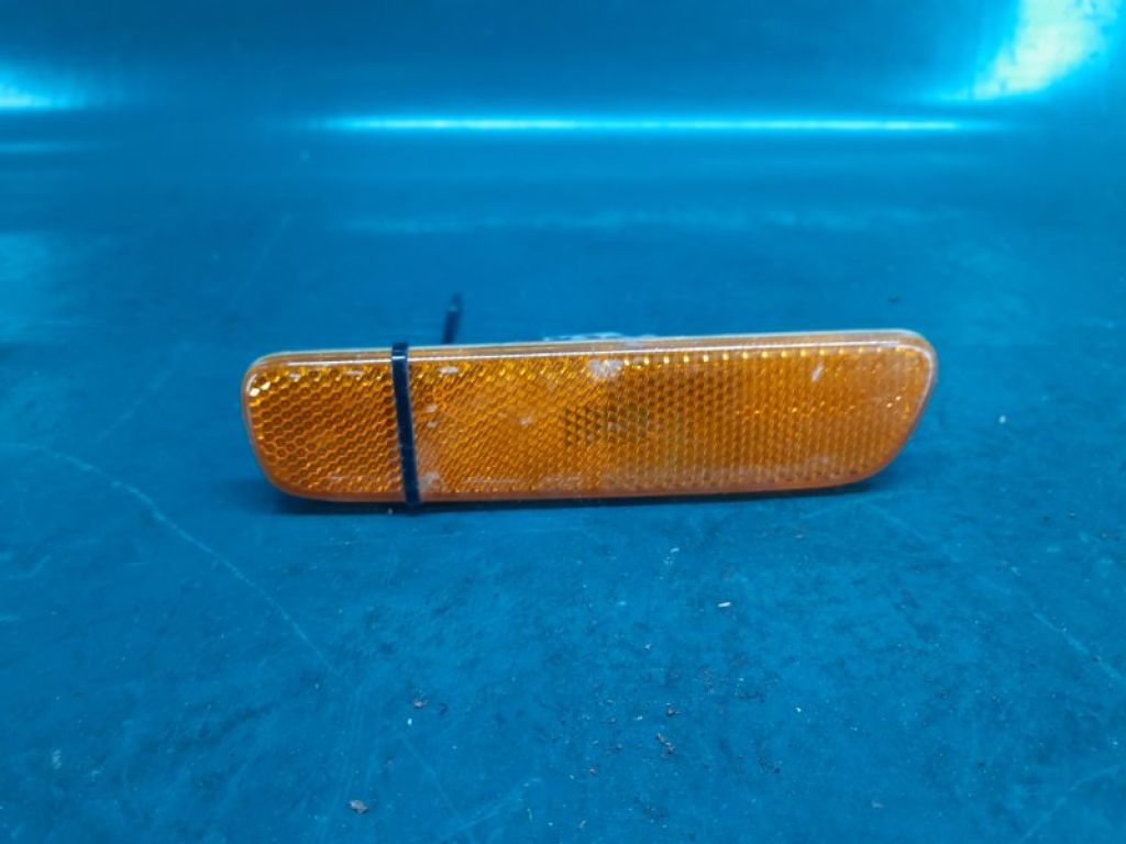 81740-48010 | Повторитель поворота в бампер передн. лев. LEXUS RX300 98-03