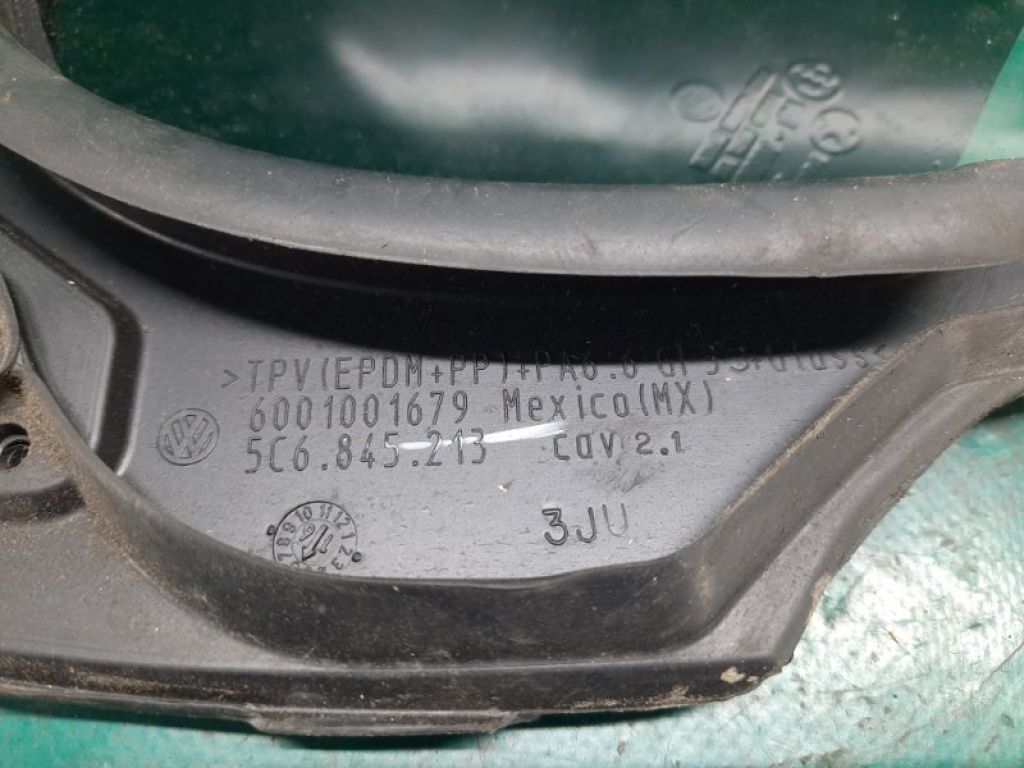 5C6 845 213 B | Стекло двери глухое задн. лев. VOLKSWAGEN JETTA USA 10-17 - Фото 4