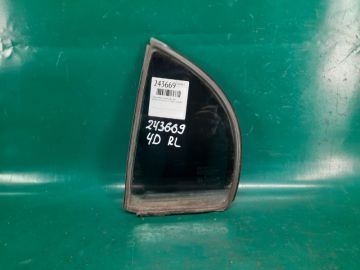 Стекло двери глухое задн. лев. HONDA CIVIC 4D 06-11
