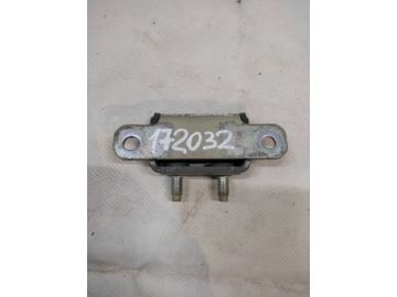 Петля кришки багажника прав. KIA SOUL PS 13-19