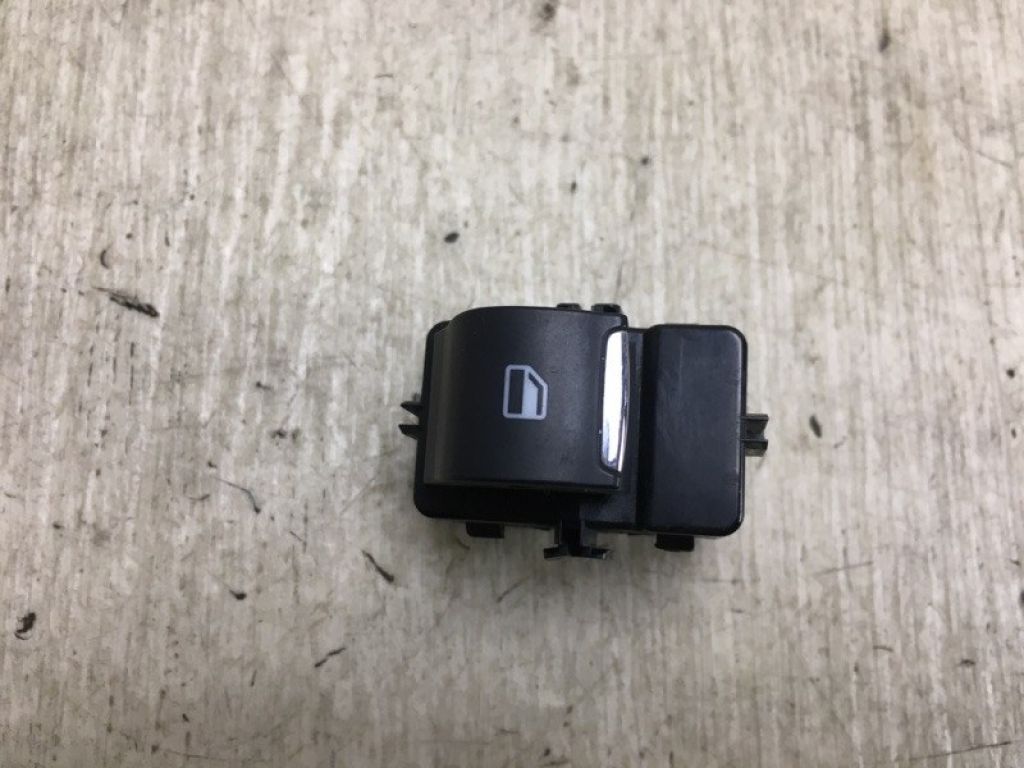 DG9Z-14529-AB | Кнопка стеклоподъемника задн. прав. FORD FUSION 14-