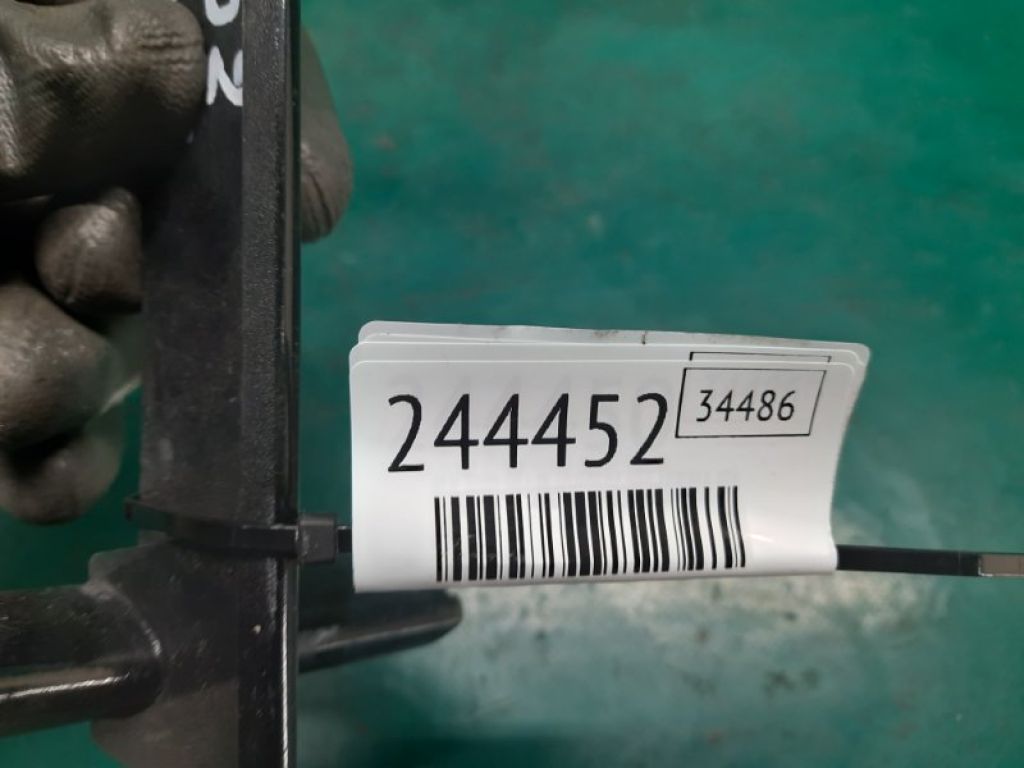 51 11 7 033 702 | Решітка переднього бампера BMW 5 SERIES 03-10 - Фото 2