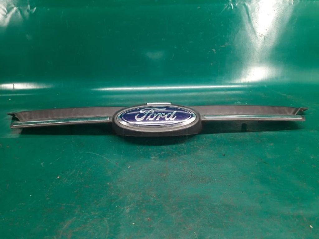 BM5Z-8200-B | Решітка радіатора FORD FOCUS 10-18 - Фото 5