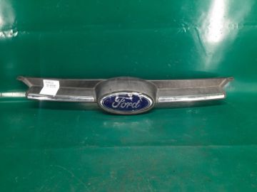 Решітка радіатора FORD FOCUS 10-18