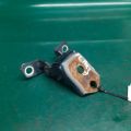 F151-58-210 | Петля двери нижняя передн. лев. MAZDA 5 CR 05-10