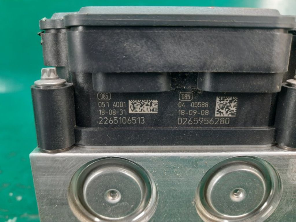 47660-HW21A | Блок антиблокувальної системи INFINITI QX30 16-20 - Фото 7