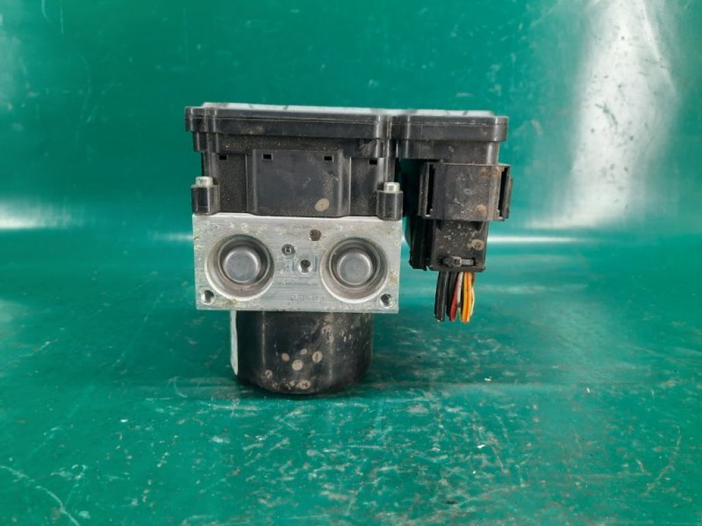 BV6Z-2C405-E | Блок ABS FORD FOCUS 10-18 - Фото 7