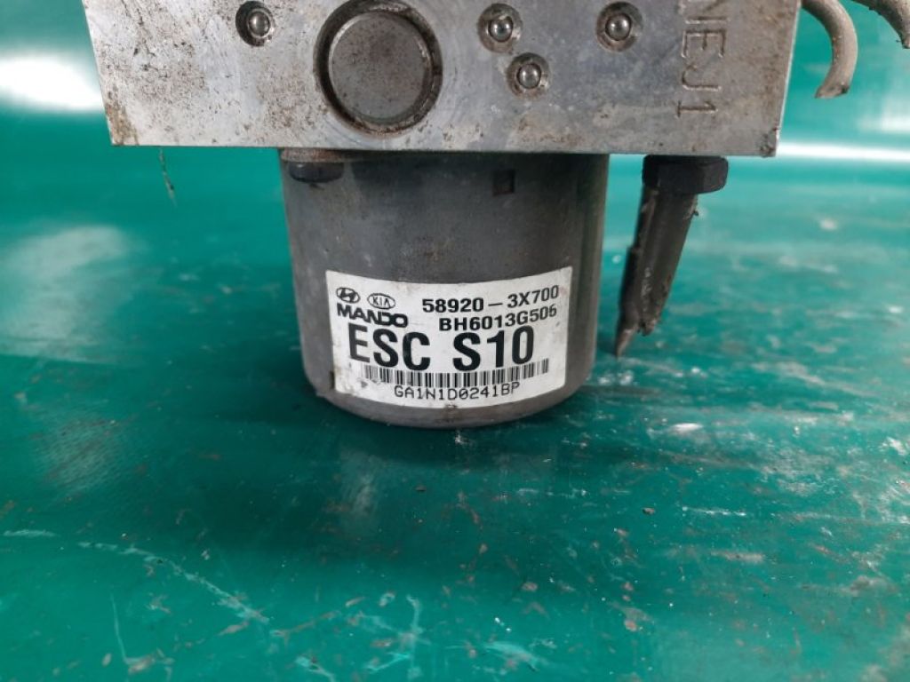 58920-3X700 | Блок антиблокувальної системи HYUNDAI ELANTRA MD 10-15 - Фото 8