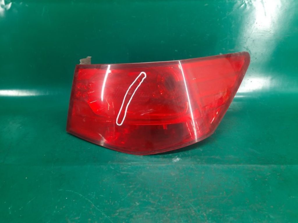 92402-1M010 | Фонарь наружный прав. KIA FORTE/CERATO TD 08-13