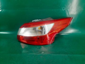 Фонарь наружный прав. FORD FOCUS 10-18