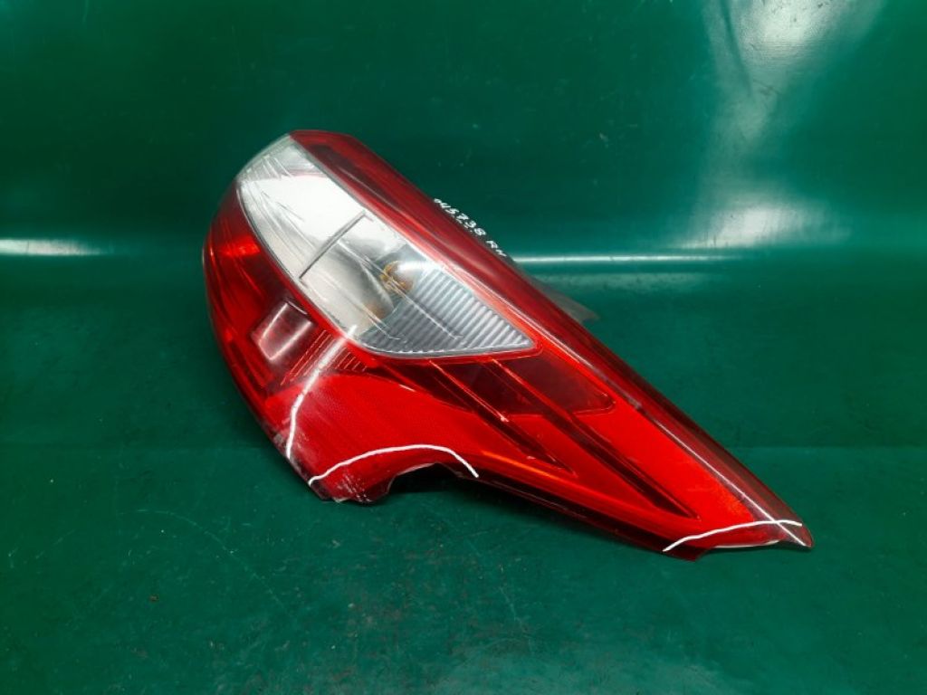 DM5Z-13404-E | Фонарь наружный прав. FORD FOCUS 10-18 - Фото 4