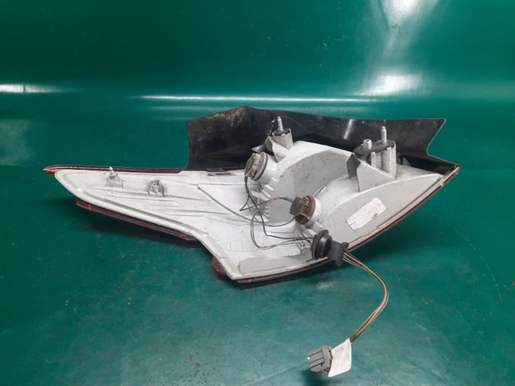 DM5Z-13404-E | Фонарь наружный прав. FORD FOCUS 10-18 - Фото 9