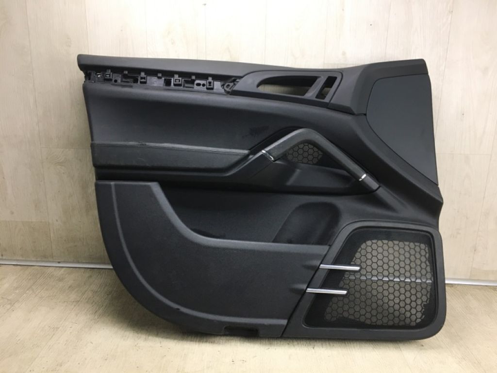 958 555 201 01 DJ6 | Карта двери передн. лев. PORSCHE CAYENNE 10-18