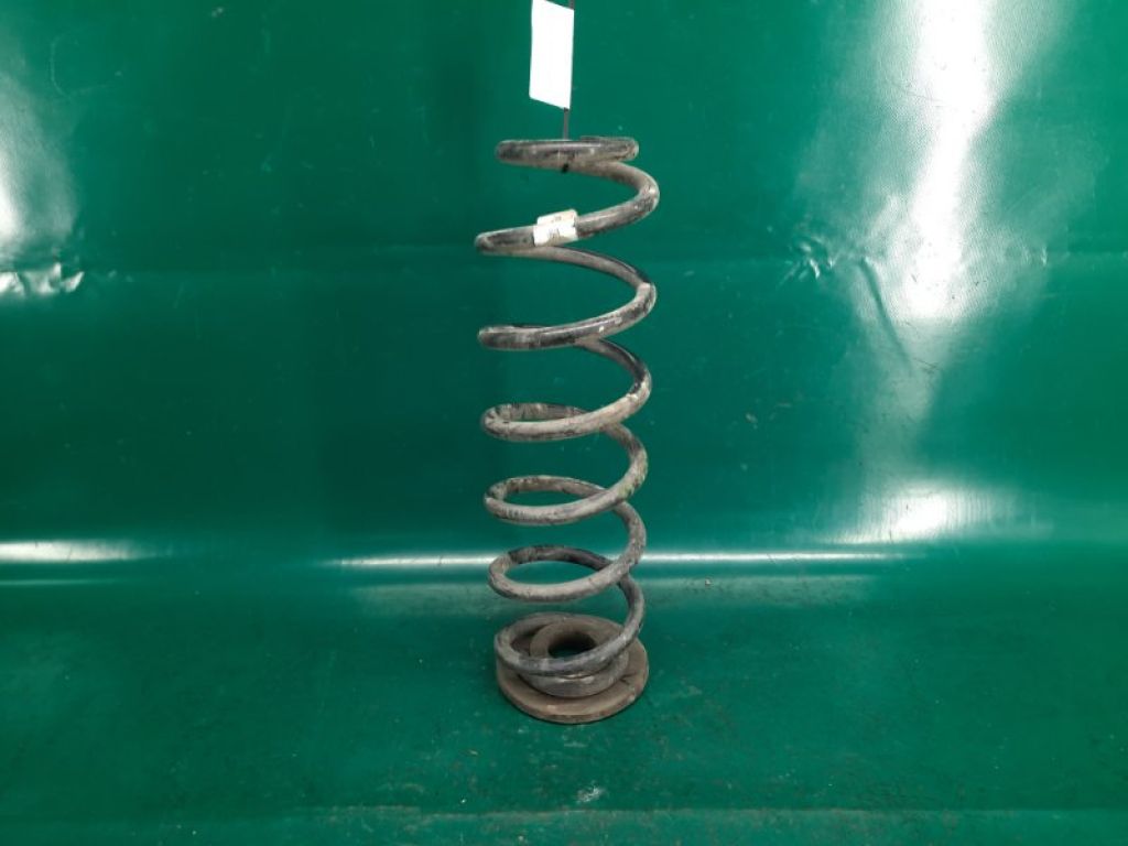 5Q0 511 115 BE | Пружина задньої підвіски AUDI A3 (8V) 12–17