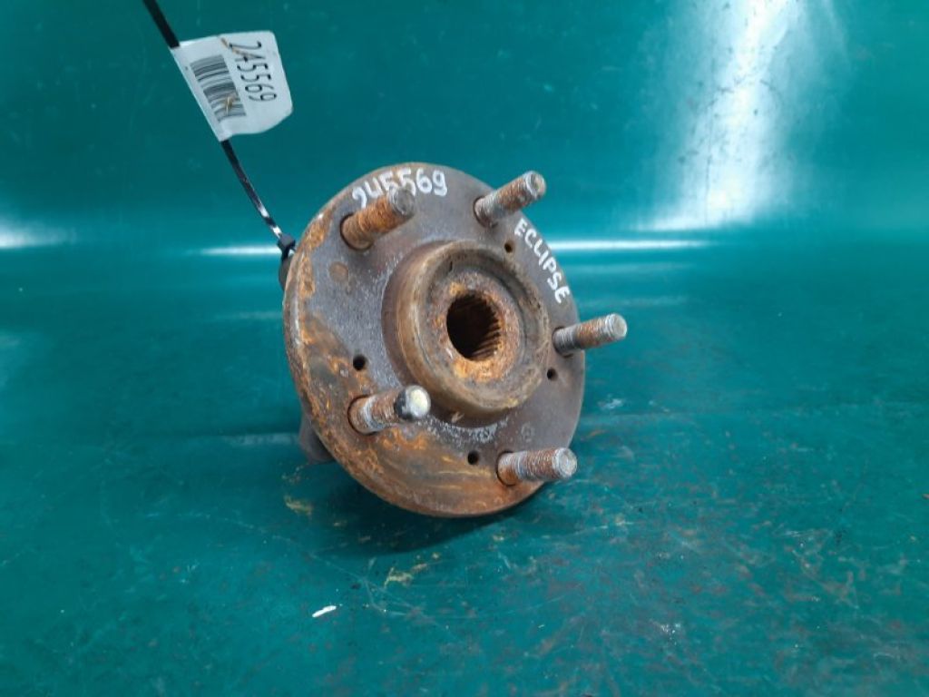 3885A016 | Маточина колеса передн. MITSUBISHI ECLIPSE 05-08