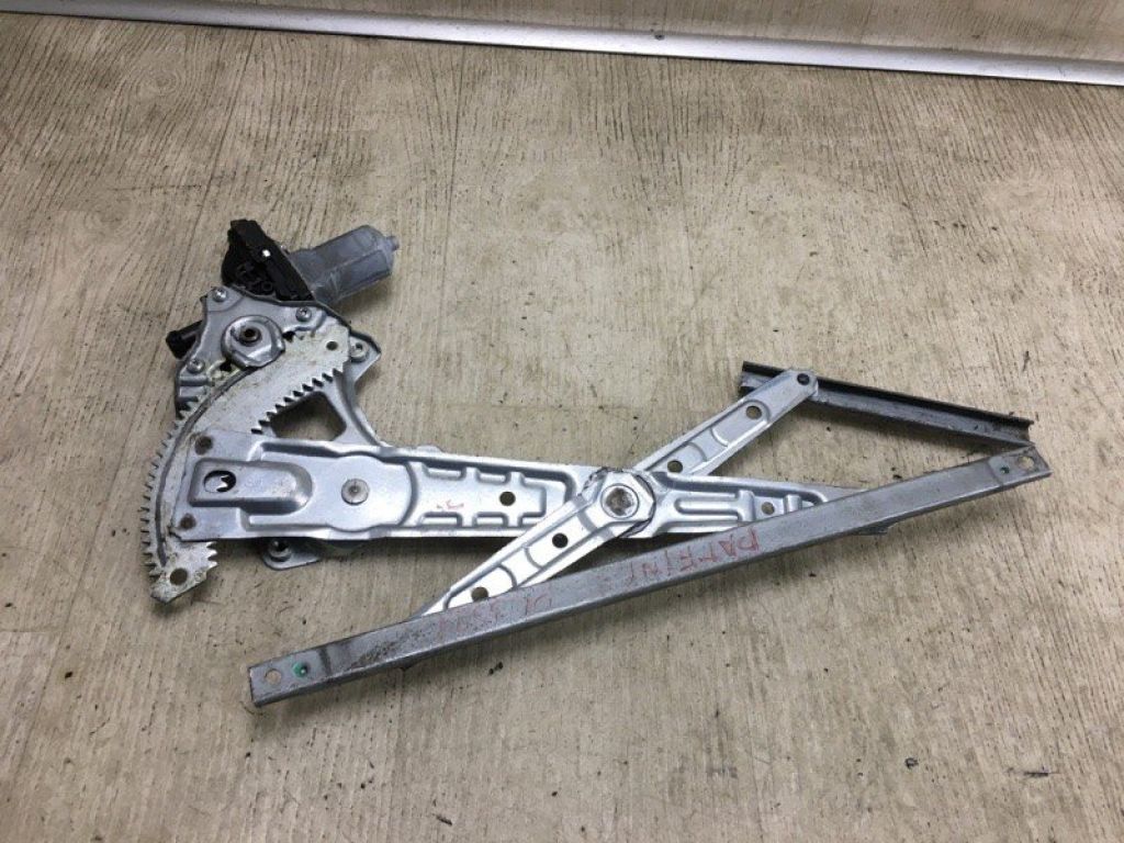 82721-3KA0A | Стеклоподъемник задн. лев. NISSAN PATHFINDER R52 12-21 - Фото 4